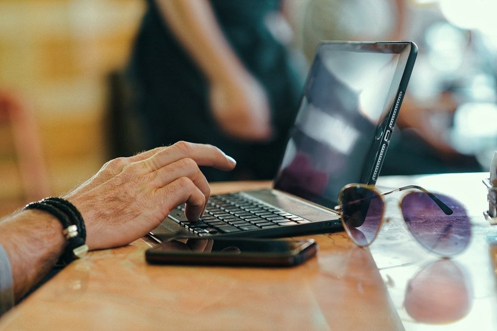 Simplifiez votre quotidien avec ChatGPT en français sur Yiaho